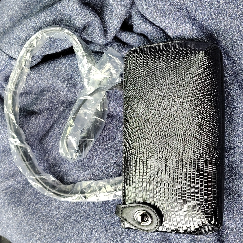 Jen&Co NWOT black crossbody/clutch